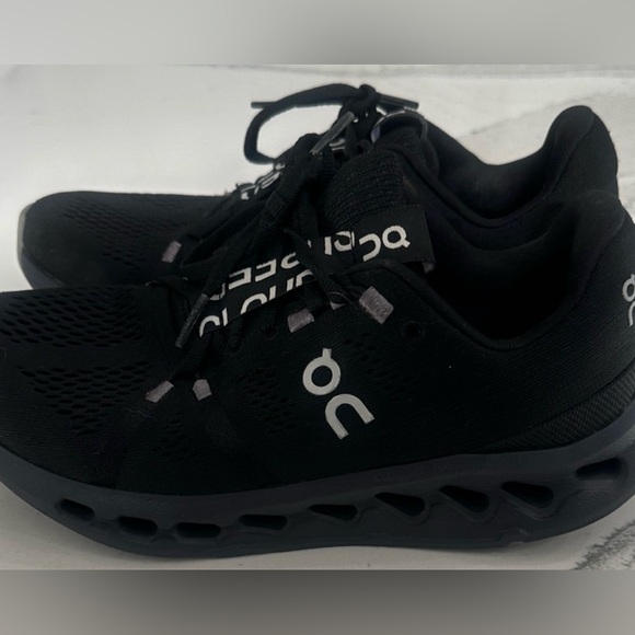 On Running Black Athletic Shoes - Picture 1 of 7